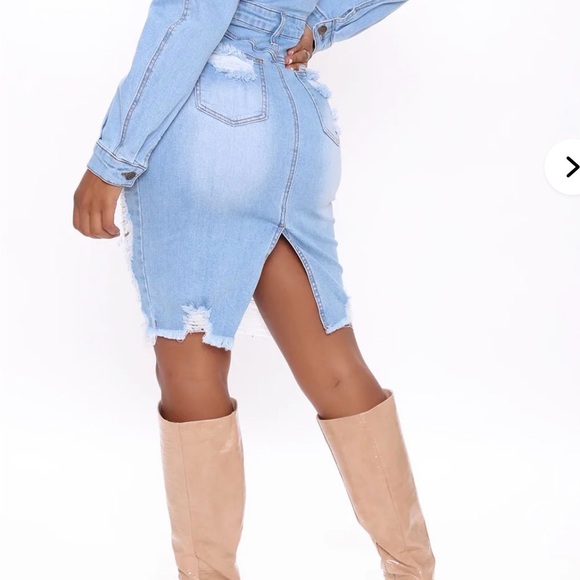 Fashion Nova Light Blue Denim Midi Dress - Picture 2 of 4